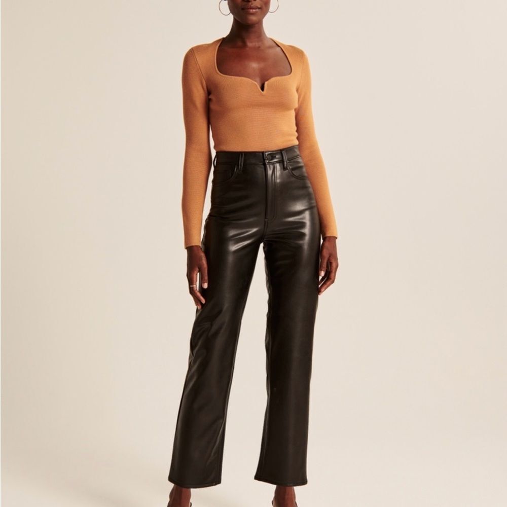 Abercrombie & Fitch Curve Love Ankle straight ultra high rise leather pant Sz 0